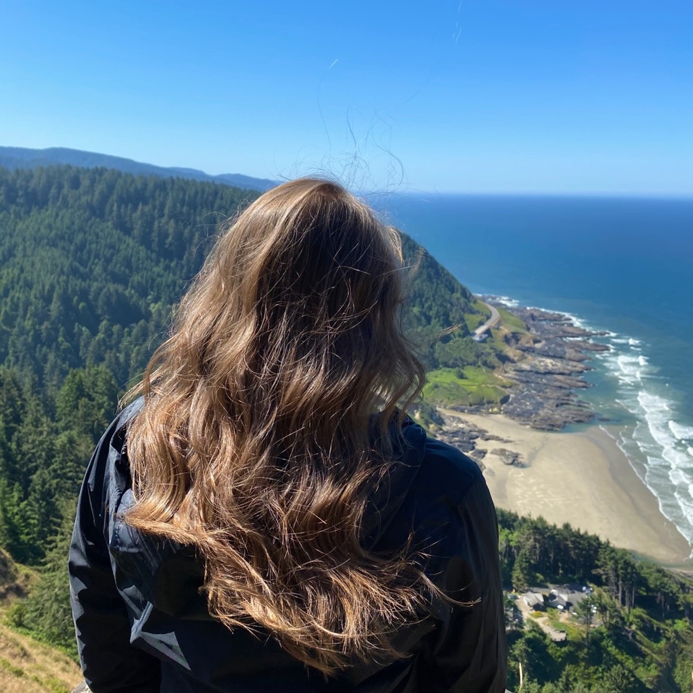 Meet your Posher, Abby